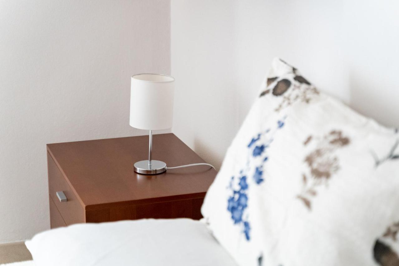 Spacious 3-Bedroom Apartment With Courtyard In Tempio Pausania - Perfect For Families Exterior photo